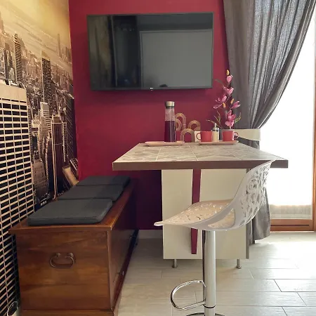 Flat Policlinico G B Rossi Borgo Roma Semesterbostad *